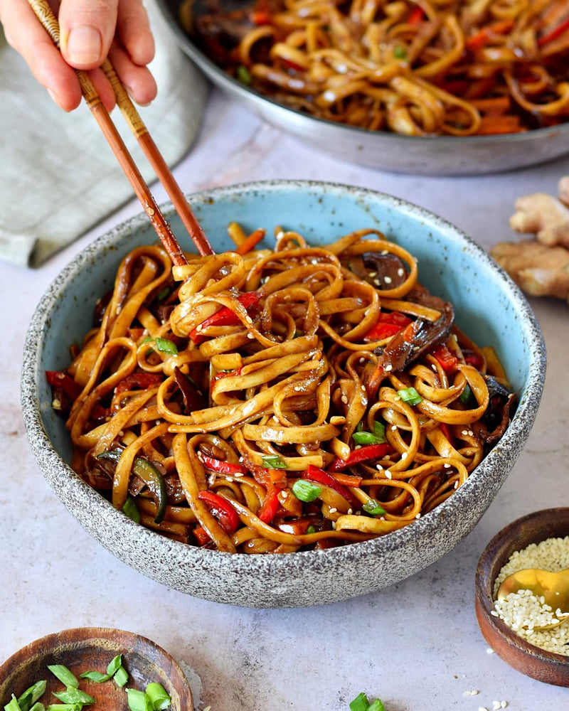 Simple and Delicious Vegan: 100 Vegan and Gluten-Free Recipes Created by ElaVegan (Plant Based, Raw Food) (Spiral Bound)