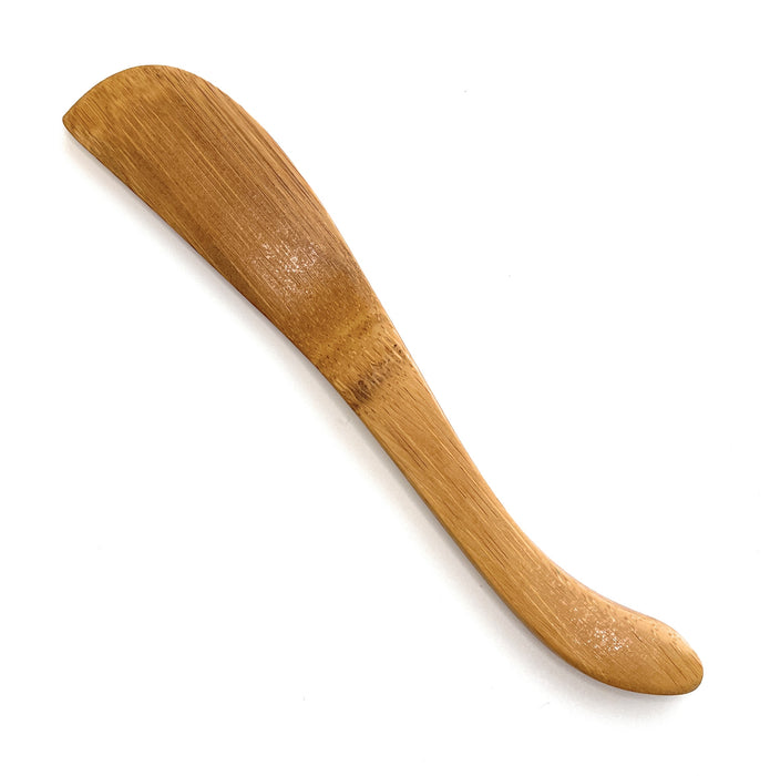 Hand-Burnished Bamboo Spreader, 7 inch