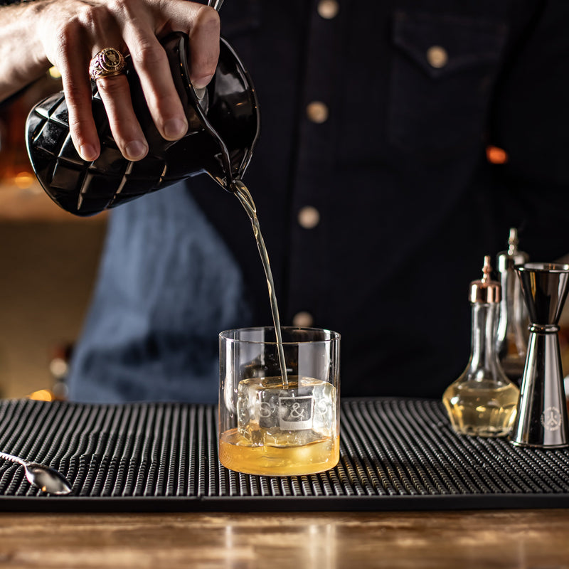 Black Out Cocktail Yarai Mixing Glass - Black Bar Mixer Pitcher, Thick and Weighted, 17-ounce / 500ml