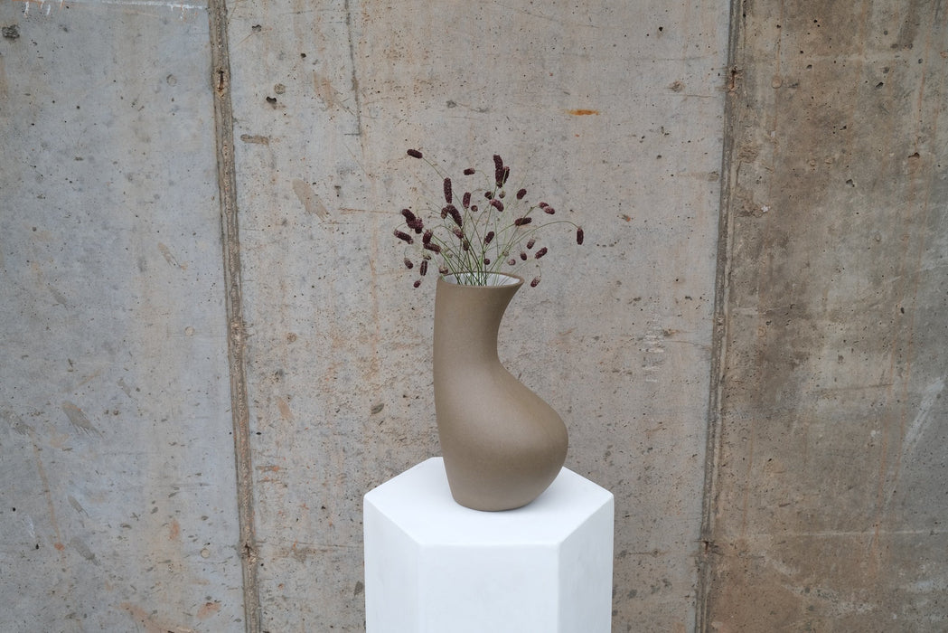 Ampersand Vase