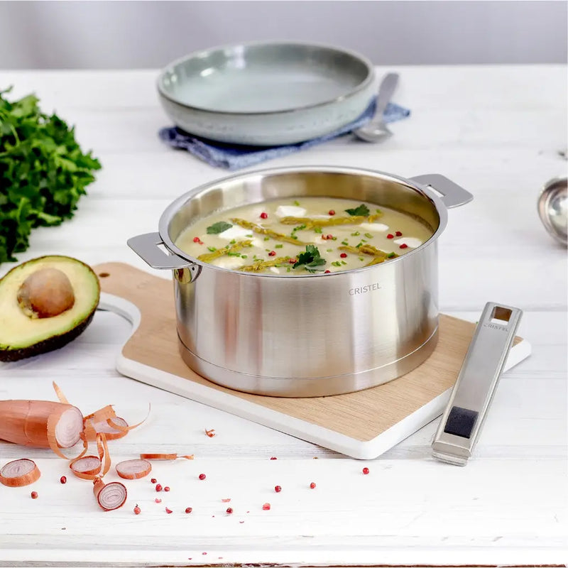 Saucepan with Lid Saucepans from Kitchen Supply